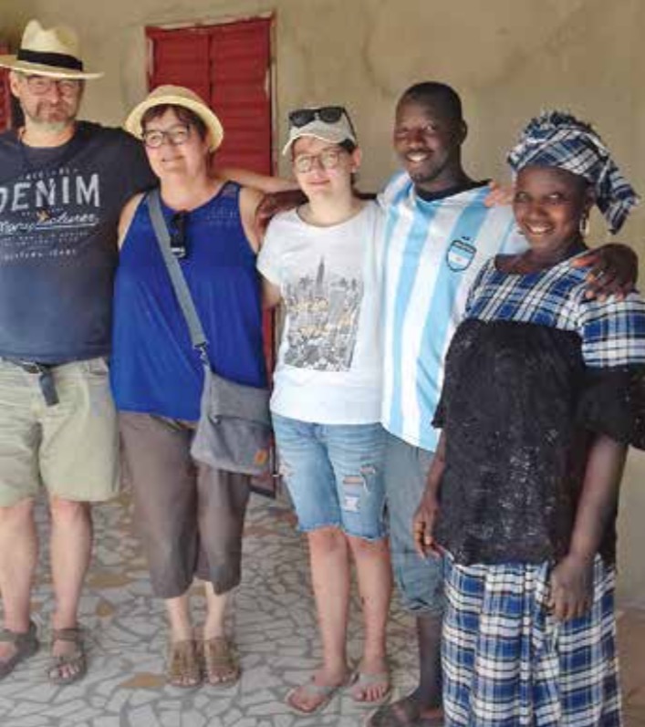 Khalifa avec la famille Moullet.