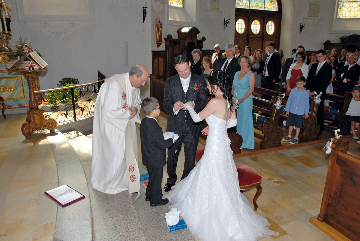 Der Spender des Ehesakramentes