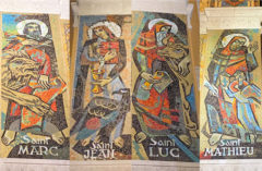 Mosaïques des quatre évangélistes prises à la Basilique de Lisieux