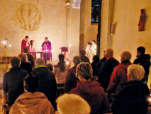 Messe Rorate: attendons la venue du Christ, lumière