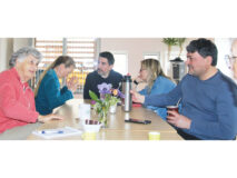 Le «café contact» vous attend chaque mercredi!